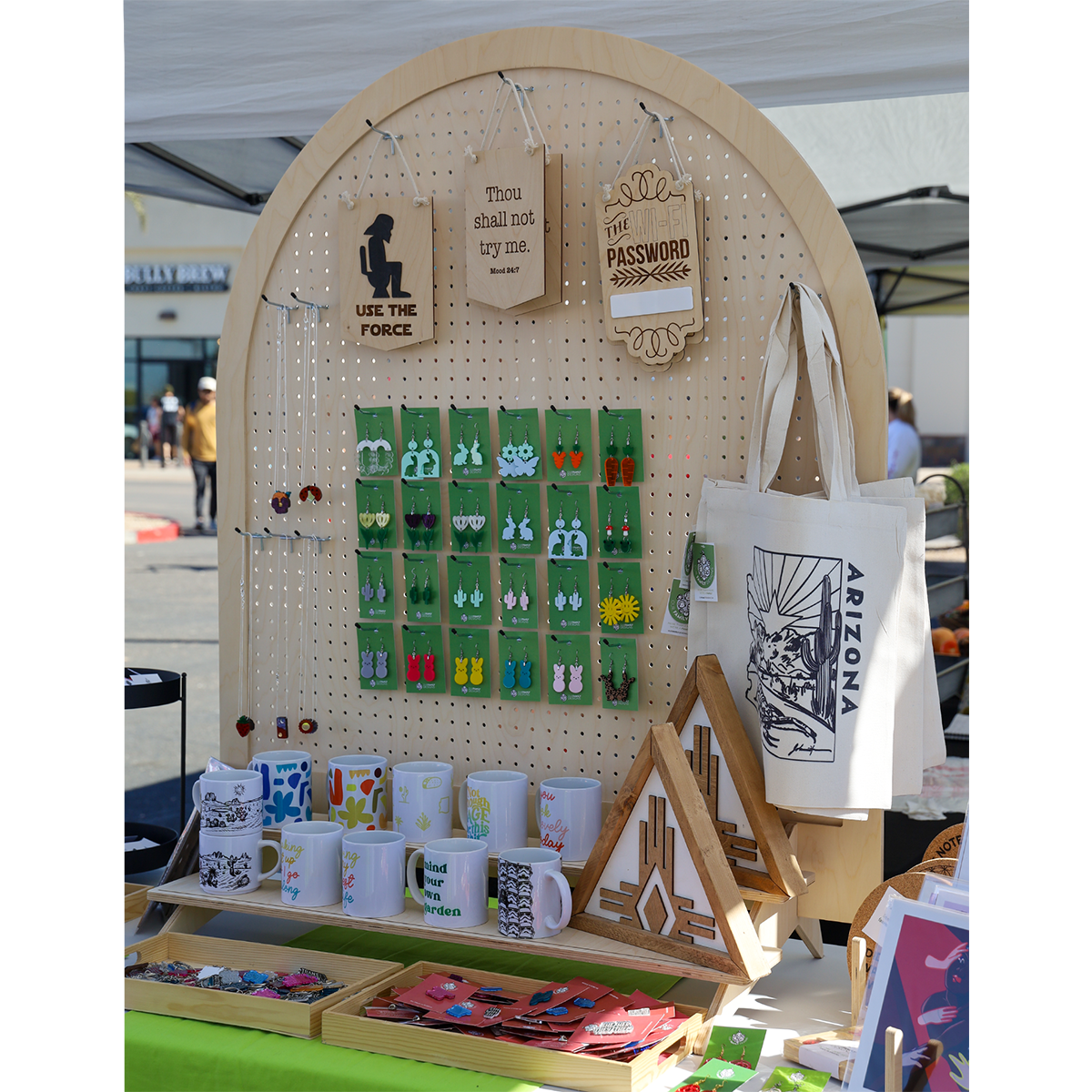 Arched Large Table Top Pegboard